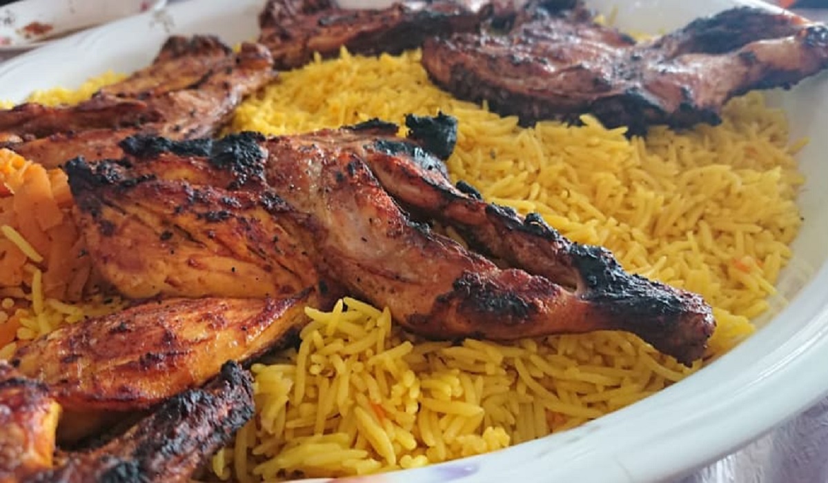 مطعم لأكل البخاري في الرياض